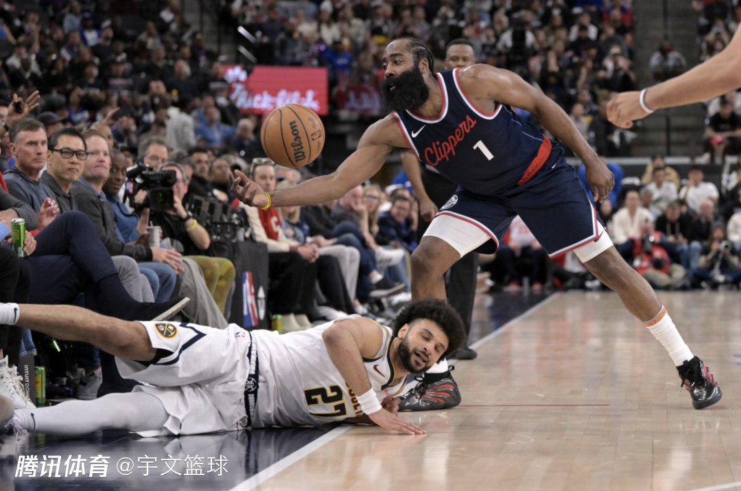 Kaiyun-包含雄鹿不断突破！，穆雷连续七场比赛得分超过表现优异全场沸腾不已的词条