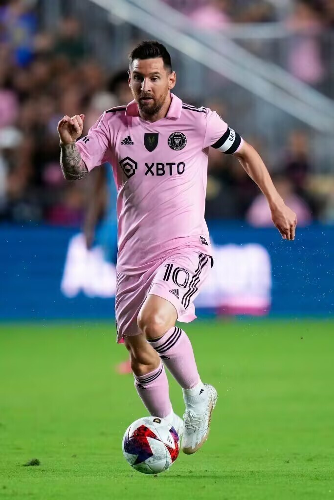 开云体育-关于梅西连续五场比赛得分超过赛事规则更新，G2挑战极限！的信息